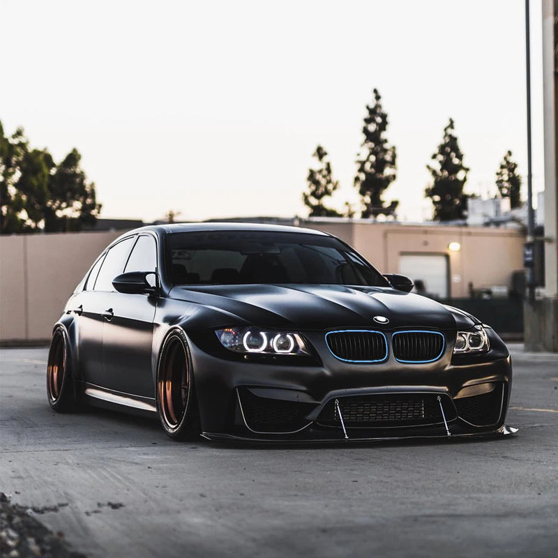 Calandre BMW E90 Série 3 2009-2012 Éclairage RGB - vue de profil - Becquet Voiture