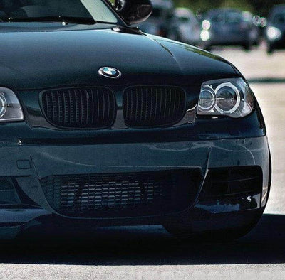Calandre BMW Série 1 E87 E81 noir brillant - vue arrière - Becquet Voiture