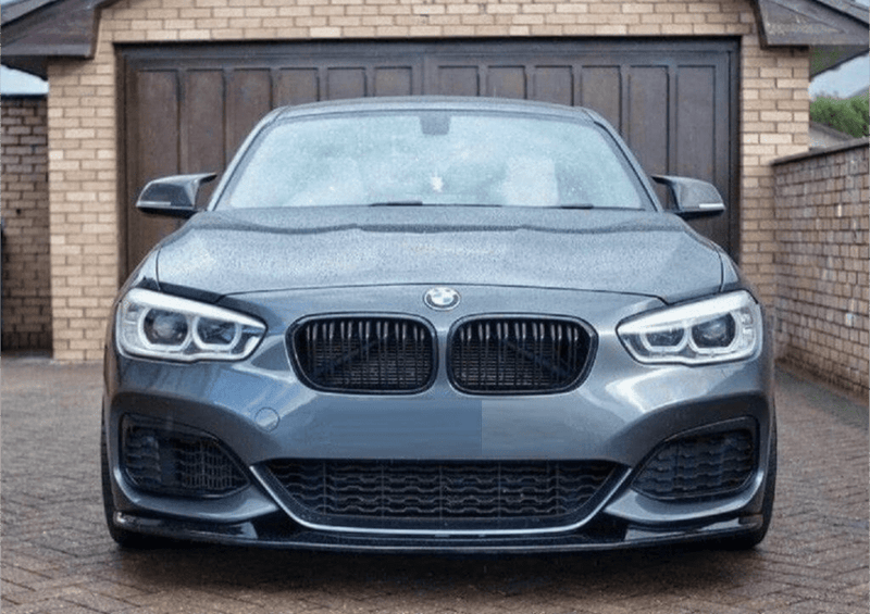 Calandre BMW Série 1 F20 F21 - vue de trois-quarts - Becquet Voiture
