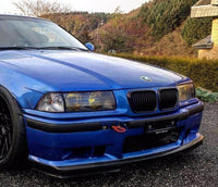 Calandre BMW Série 3 E36 noir brillant - vue de profil - Becquet Voiture