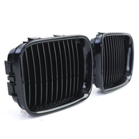 Calandre BMW Série 3 E36 noir brillant - vue de trois-quarts - Becquet Voiture