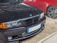 Calandre BMW Série 3 E46 noir brillant - vue arrière - Becquet Voiture