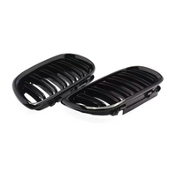 Calandre BMW Série 3 E46 noir brillant - vue de profil 2 - Becquet Voiture