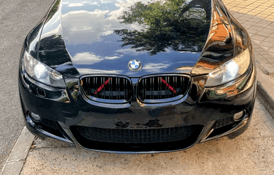 Calandre BMW Série 3 E92 E93 - vue rapprochée 2 - Becquet Voiture