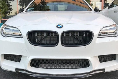 Calandre BMW Série 5 double lame M - vue de profil - Becquet Voiture