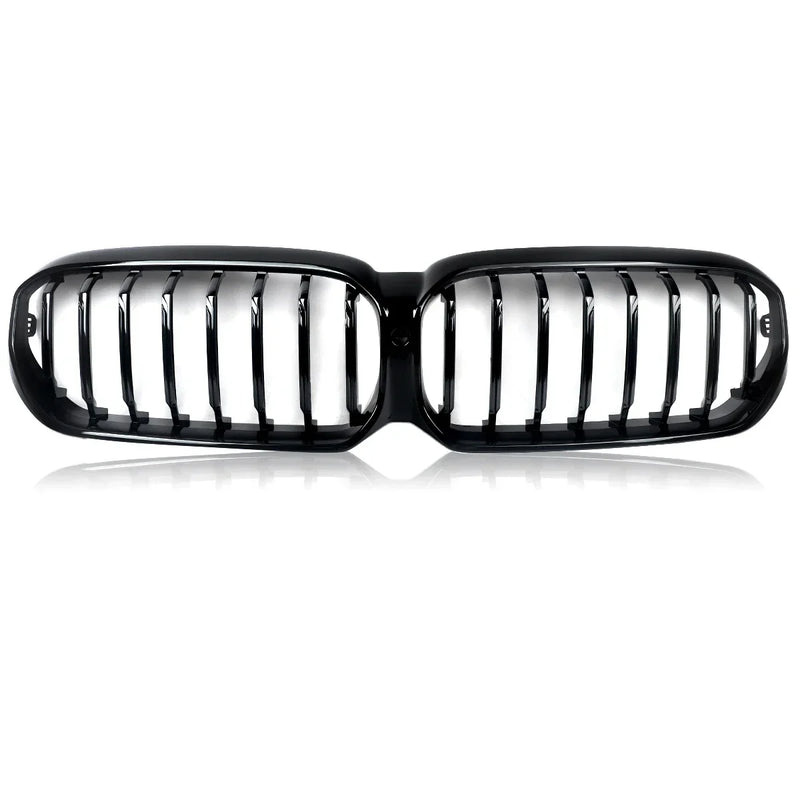 BMW 5 Series G30 M5 Competition Grille - three-quarter view 2 - Becquet Voiture