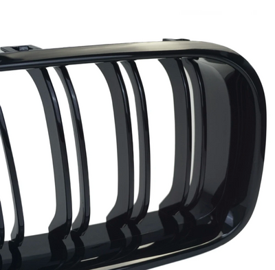 Calandre BMW Série 6 M6 noir brillant - détail du montage - Becquet Voiture