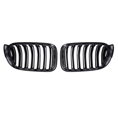 Calandre BMW X4 F26 noir brillant - vue rapprochée - Becquet Voiture