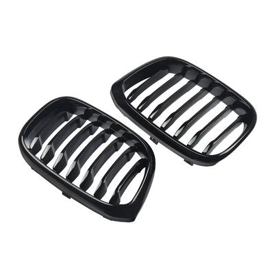 Calandre BMW X4 G02 noir brillant - vue de trois-quarts - Becquet Voiture