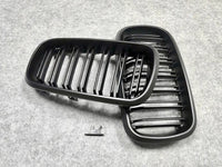 Calandre BMW X5 F15 X6 F16 Noir Mat 2014-2018 - vue de profil - Becquet Voiture