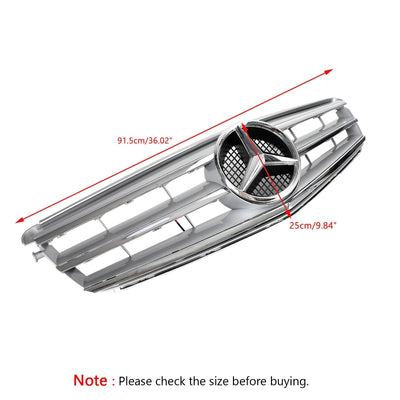 Calandre Centrale Mercedes W204 C300 C350 2008-2014 Argent Avec LED - détail du montage - Becquet Voiture
