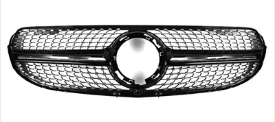 Calandre Diamant Mercedes GLC W253 Noir Argent 2015 2022 - vue de trois-quarts - Becquet Voiture