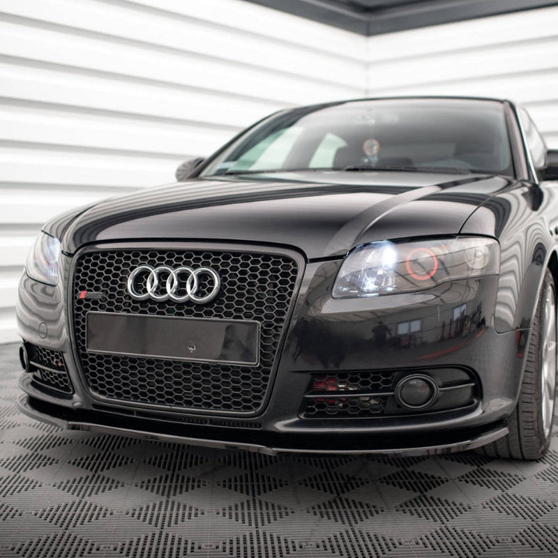 Black RS4 Style Grille for Audi A4 B7 - rear view - Becquet Voiture