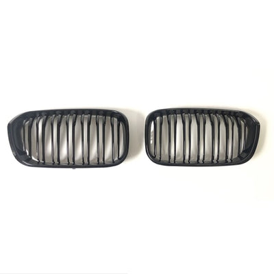 Calandre M BMW Serie 1 F20 F21 LCI 2015-2017 - vue de trois-quarts - Becquet Voiture
