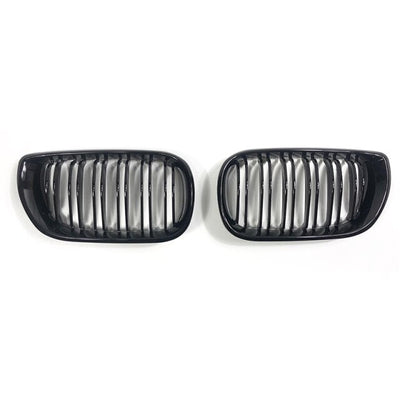 Calandre M BMW Serie 3 E46 2002-2005 - vue de profil - Becquet Voiture