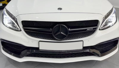 Calandre Mercedes Classe C W205 type AMG - vue de profil - Becquet Voiture