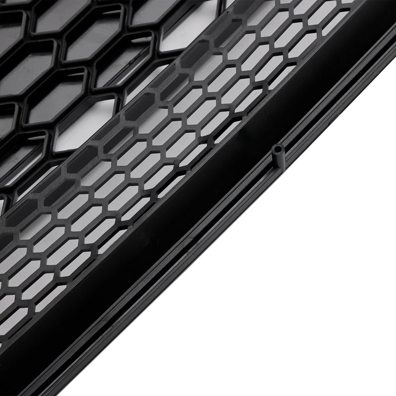 Black Honeycomb Grille RS7 Style Audi A7 S7 2012-2015 - close-up view - Becquet Voiture