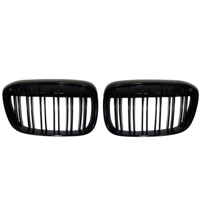 Calandre Racing BMW X1 F48 F49 2016-2019 - vue de face - Becquet Voiture