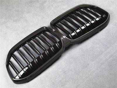 Calandre Sport BMW Série 7 G11 G12 Noir Brillant 2020+ - vue de profil - Becquet Voiture