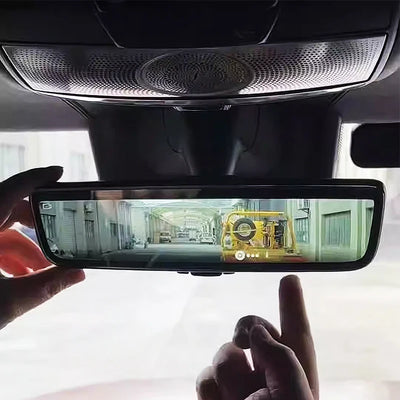 Caméra de Recul Streaming Mercedes Classe G W463 W464 - vue de trois-quarts - Becquet Voiture