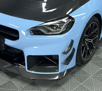 Canards Avant Fibre Carbone BMW M2 G87 - vue de profil - Becquet Voiture