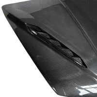 Capot Avant Lamborghini Urus Carbone Sec 2018-2021 - packshot studio - Becquet Voiture