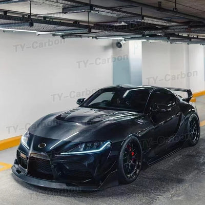 Capot Carbone Toyota GR Supra A90 A91 MK5 Style VRS 2019+ - vue de trois-quarts - Becquet Voiture