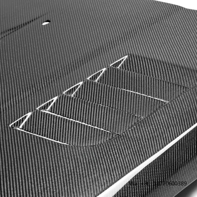 Capot en Fibre de Carbone Range Rover Sport L320 2010 - vue arrière - Becquet Voiture