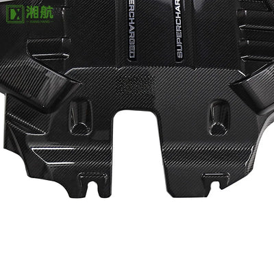 Capot en Fibre de Carbone Range Rover Sport SVR 2013-2022 - vue arrière - Becquet Voiture
