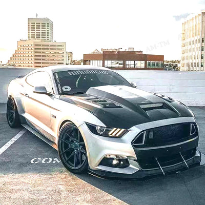 Capot Fibre de Carbone Ford Mustang 2015-2017 - packshot studio - Becquet Voiture