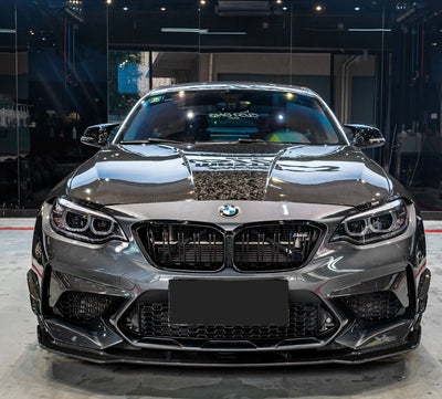Capot KB Carbone Sèche BMW M2 F87 2016-2021 - vue de face - Becquet Voiture