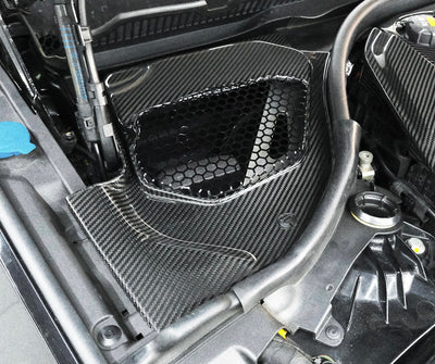 Capots Compartiment Moteur Carbone BMW M5 F90 - installé sur véhicule - Becquet Voiture
