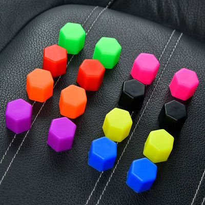 Capuchons de Vis de Roue Silicone Smart Fortwo Forfour 453 - vue de trois-quarts - Becquet Voiture
