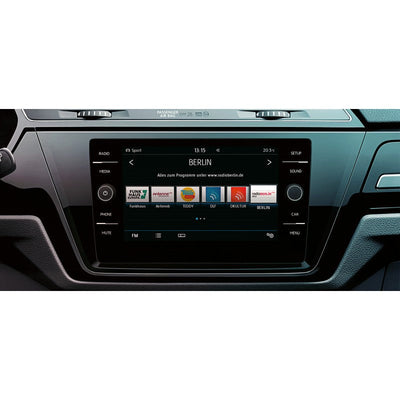 Carte SD Mise à Jour GPS Navigation Volkswagen 2022 2023 - vue de trois-quarts - Becquet Voiture