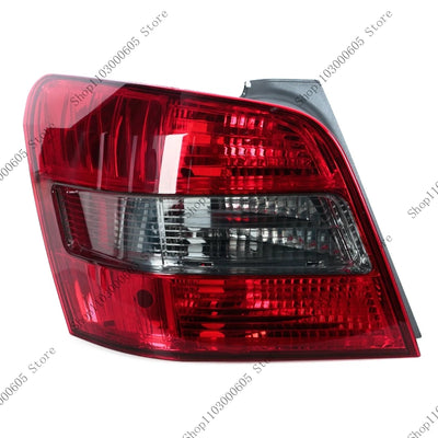 Clignotant Arrière LED Mercedes GLK W204 X204 2008-2012 - vue rapprochée - Becquet Voiture