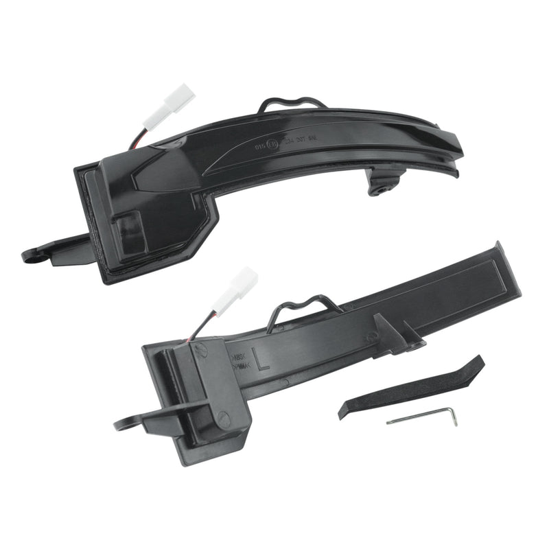 Dynamic Sequential LED Turn Signals for Mercedes A-Class W177 Mirrors - fitted on vehicle - Becquet Voiture