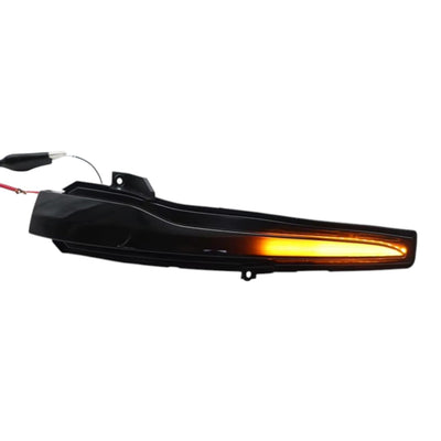 Clignotants LED Dynamiques Défilants Rétroviseurs Mercedes Classe S W222 - vue de trois-quarts - Becquet Voiture