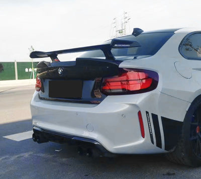 Coffre MP Fibre Carbone BMW M2 F87 - vue de profil - Becquet Voiture