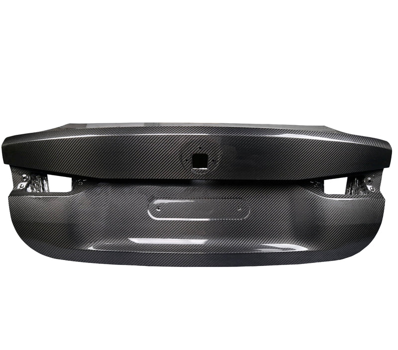 OEM+ Kofferraum in Carbonfaser BMW G82 - am Fahrzeug montiert - Becquet Voiture