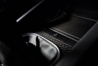 Console Centrale VW Scirocco / EOS en Fibre de Carbone - vue de trois-quarts - Becquet Voiture