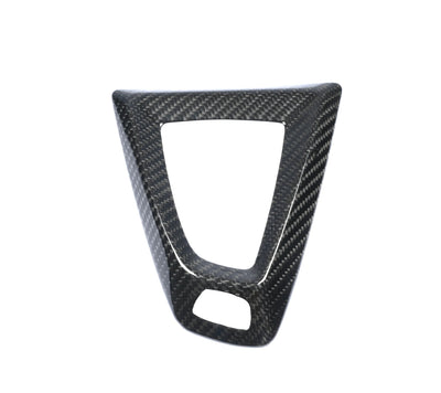 Contour Levier Vitesse Fibre Carbone BMW F80 F81 F82 F83 - vue de face - Becquet Voiture