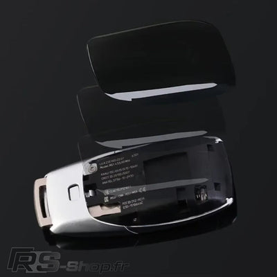 Coque Clé Mercedes AMG Logo Arrière 10 Couleurs - en situation 2 - Becquet Voiture
