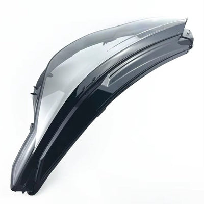 Coque Phare VW Golf 8 GTI R Polycarbonate - vue de trois-quarts - Becquet Voiture