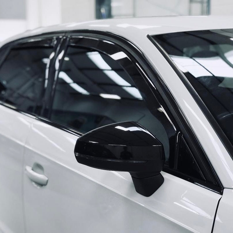 Coque rétroviseur Audi A3 8V noir brillant - vue de face - Becquet Voiture