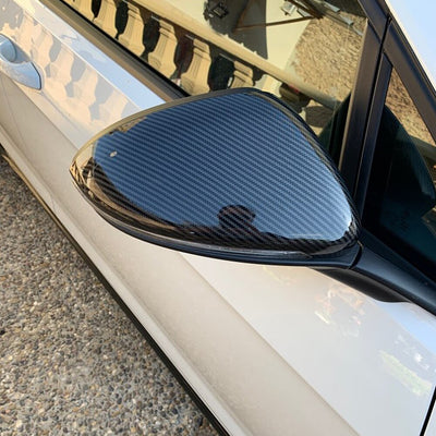 Coque Rétroviseur Golf 7 Noir Brillant ou Carbone - vue de trois-quarts - Becquet Voiture