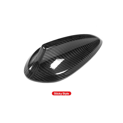 Coques d'Antenne Carbone BMW F30 G20 G30 - détail du montage - Becquet Voiture