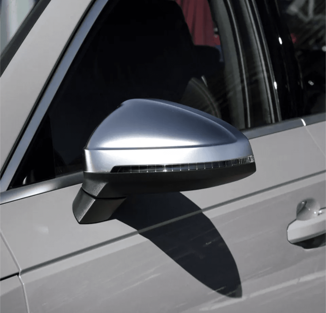 Coques rétroviseurs Audi A4 B9 chrome argent mat - vue de face - Becquet Voiture