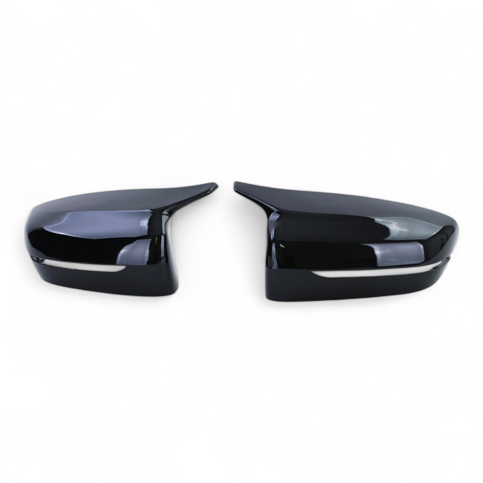 Coques rétroviseurs BMW Série 5 G30 - vue de face - Becquet Voiture