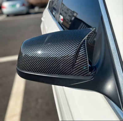 Coques rétroviseurs carbone BMW F10 - vue de trois-quarts 2 - Becquet Voiture