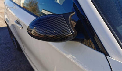 Coques rétroviseurs carbone BMW Série 1 E87 - vue de profil - Becquet Voiture